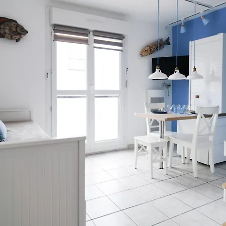 Joli Renove Quartier Port Olona 2 Personnes