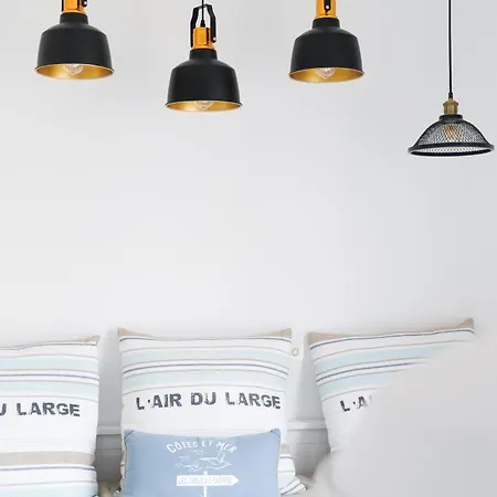 Joli Rénové Quartier Port Olona 2 Personnes Appartement